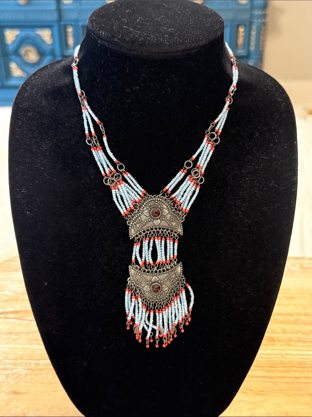 Vintage Southwestern Turquoise Blue Red Seed Beaded Pendant Statement Necklace